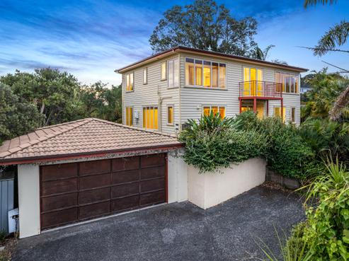 2/213 Saint Andrews Road, Epsom