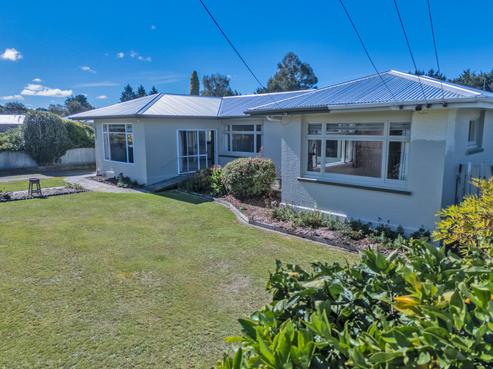 32 Acacia Drive, Levels