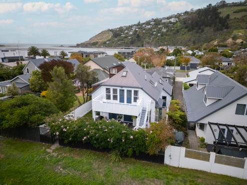 2/14 Wakatu Avenue, Moncks Bay