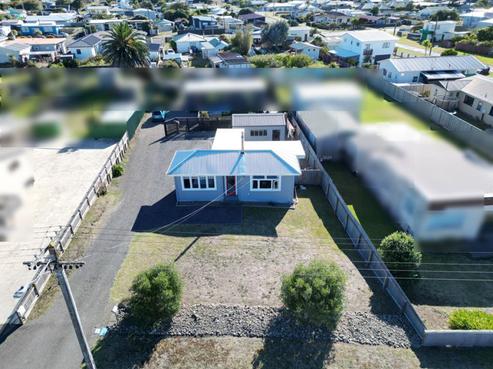 15 Roore Street, Foxton Beach