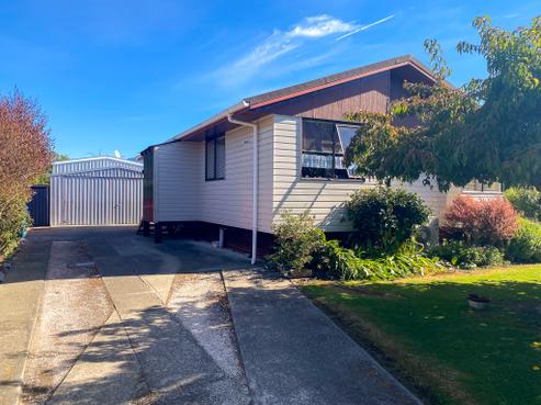 12 Sunbelt Crescent, Takaka