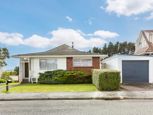 10 Kingsbridge Place, Newlands