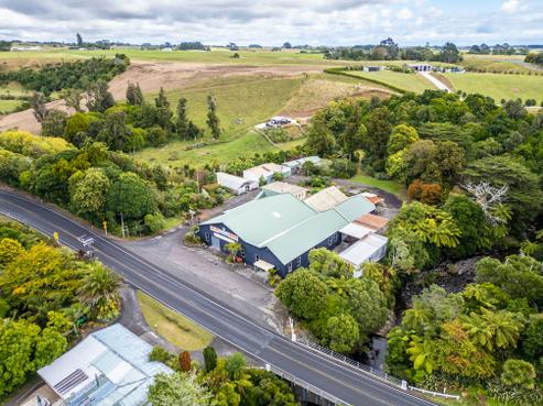 1729 South Road, Oakura