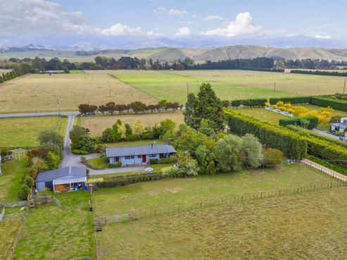542 Paierau Road, Opaki