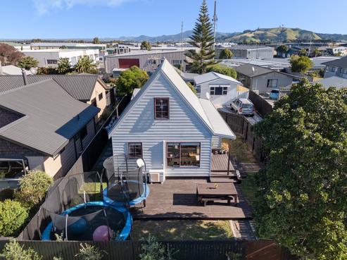 16A Simpson Road, Papamoa