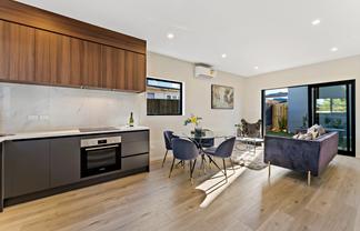 12/51 Point England Road, Point England