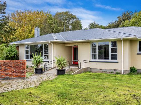 943 Upper Sefton Road, Sefton