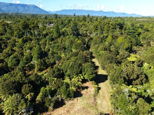 37 South Terrace, Karamea