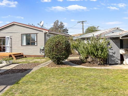 196 Maxwell Road, Redwoodtown