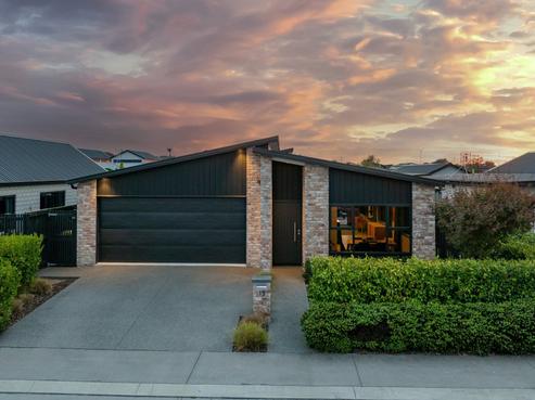 13 Naismith Street, Greenhill Park