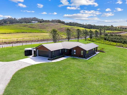 676 Millbrook Road, Waipu