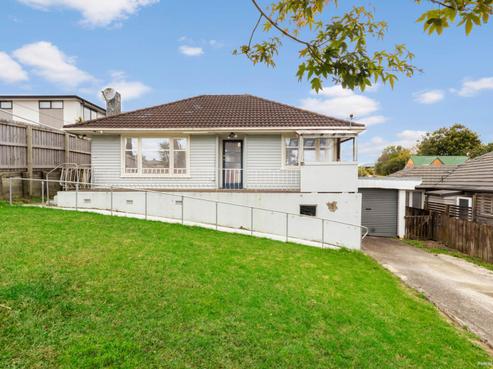54 Vodanovich Road, Te Atatu South