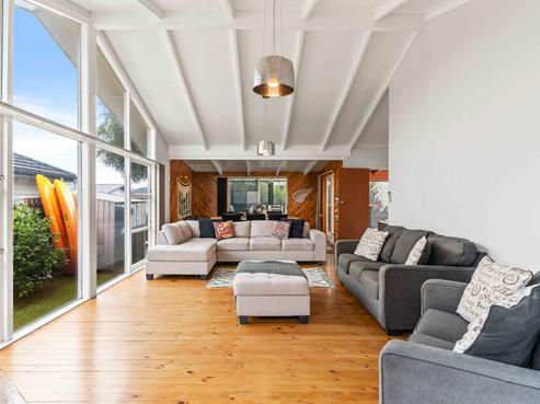 225 Port Road, Whangamata