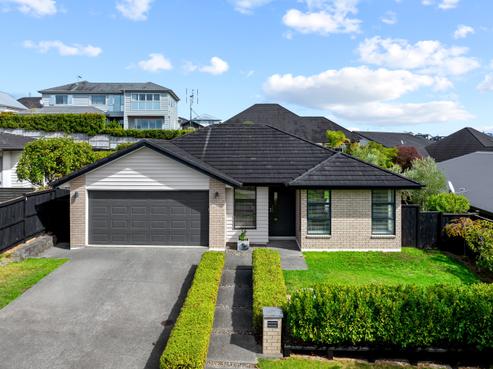 8 Steamer Road, Silverdale