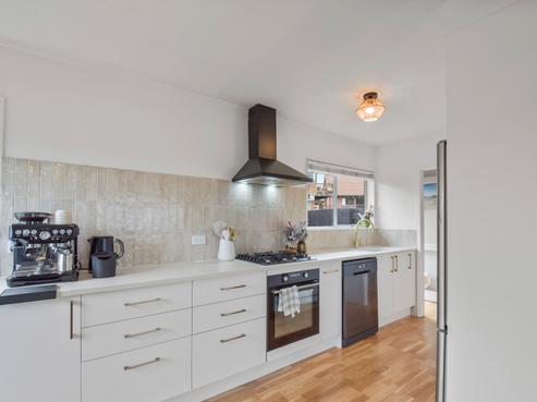 12 Little Barrier Avenue, Manly