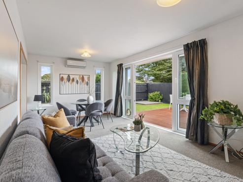 2/77 Denise Crescent, Hornby