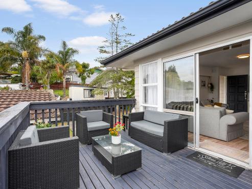 50 Zita Maria Drive, Massey