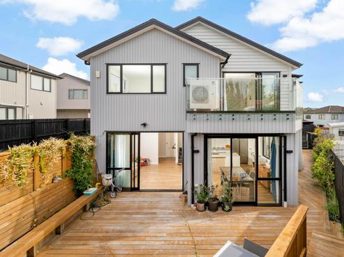 14B September Place, Forrest Hill