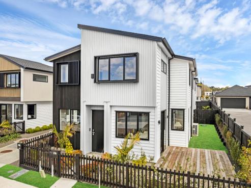 9 Spars Road, Wainui