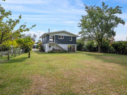 19 Darroch Street, Fairy Springs