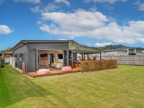 5 Navigation Drive, Cooks Beach