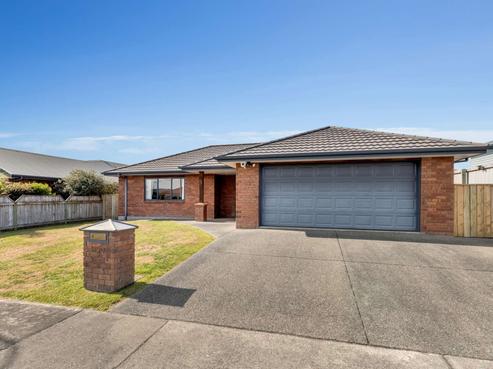 4 Barry Curtis Place, Levin