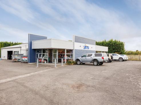 189 Pioneer Highway, Highbury
