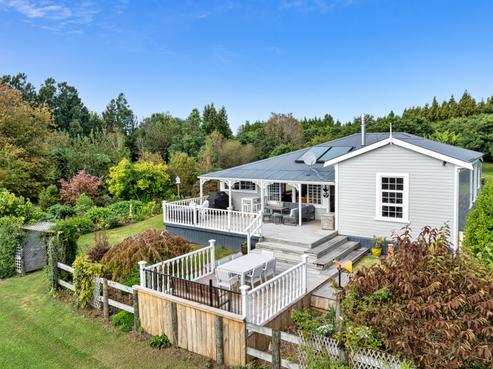 75 Sharp Road, Aongatete