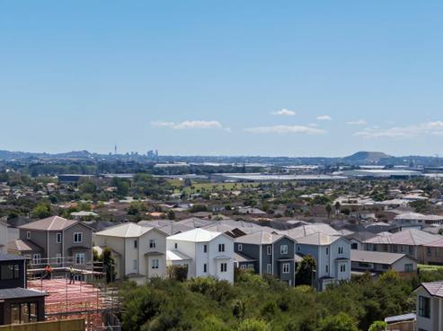 10 Ripa Street, Flat Bush