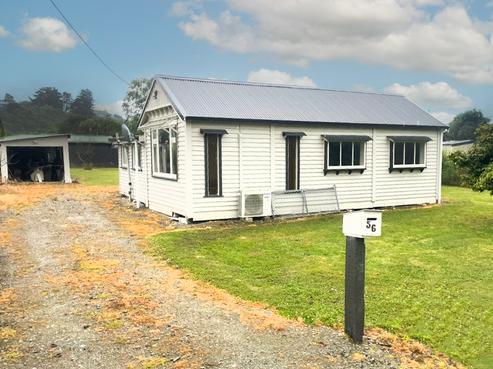 56 Stafford Street, Hampden