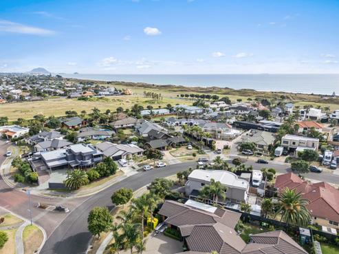 15 Seychelles Drive, Papamoa