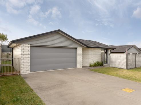 33/4 Greystone Place, Omokoroa