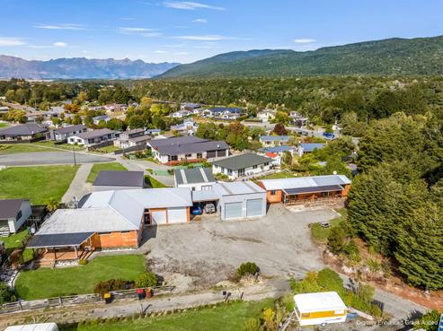 37C Waiau Street, Manapouri