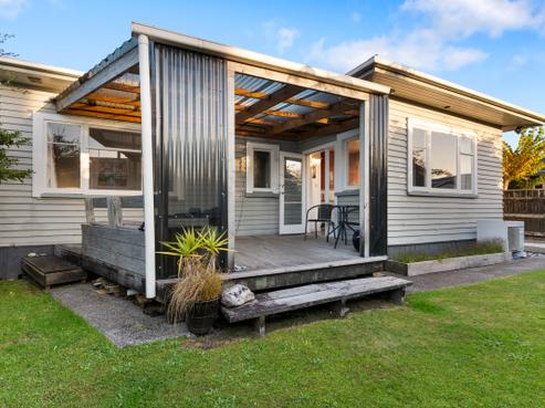 55 Sale Street, Hokitika