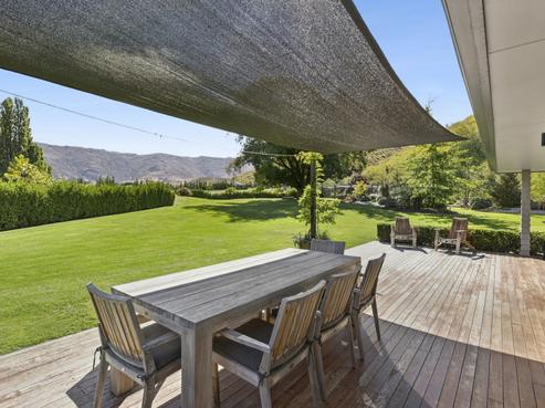 20 Sugarloaf Drive, Cromwell