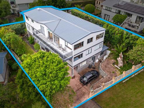 19 Woodside Avenue, Northcote