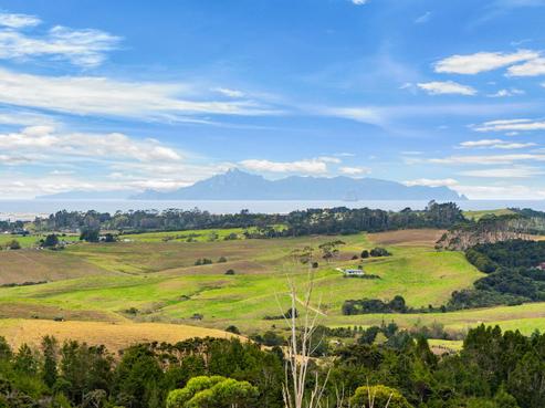 174 Cames Road, Mangawhai