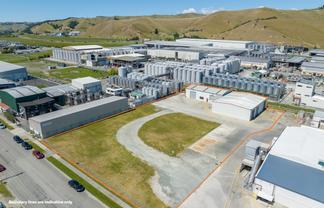Design and Build: New Large-Scale Warehousing