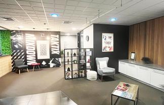 Multi Media Den, Set to Go