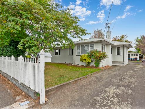 52 Fergusson Street, Solway