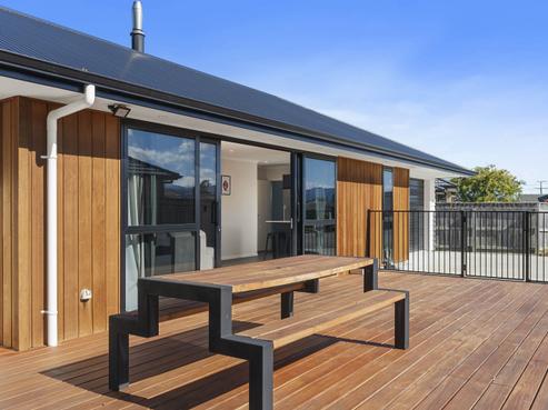 7 Angus Place, Carterton