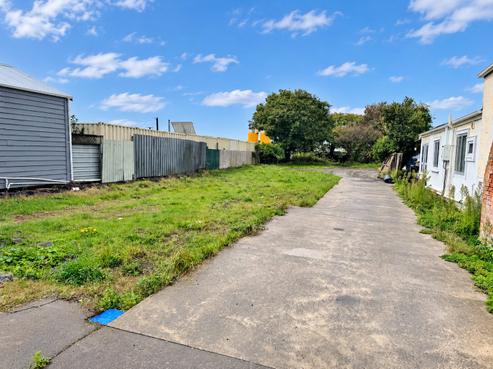 9A Mawhitiwhiti Road, Normanby