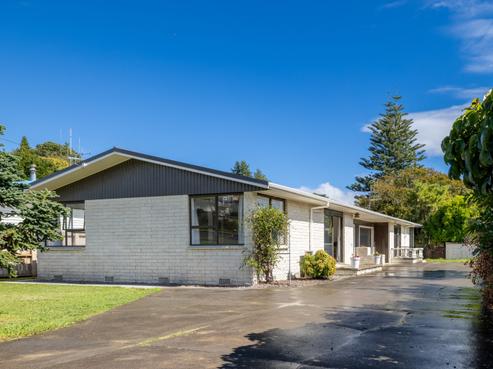 9 Burns Street, Leamington