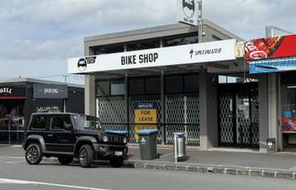 Prime retail in Ellerslie