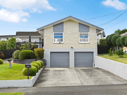 10 Thomson Avenue, Dinsdale