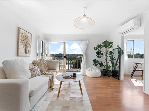 2/1 Cantina Avenue, Bayview