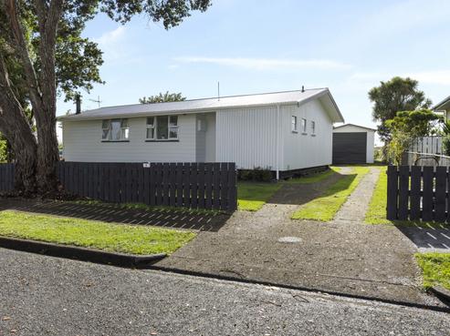 6 Calgher Avenue, Waitara
