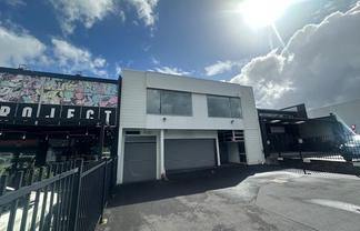 Prime Kingsland Standalone Building