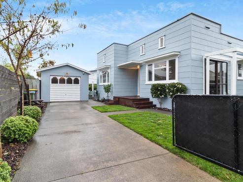 15B Bracken Street, Leamington