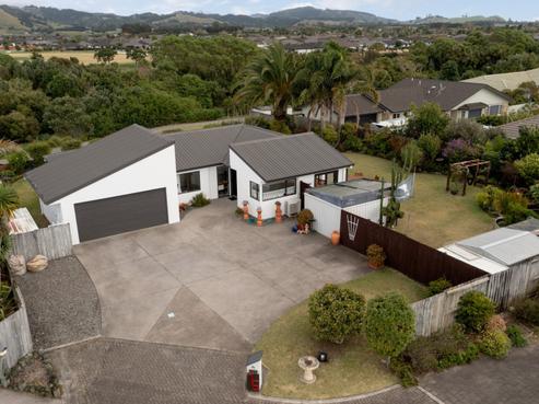 76 Dalton Drive, Papamoa
